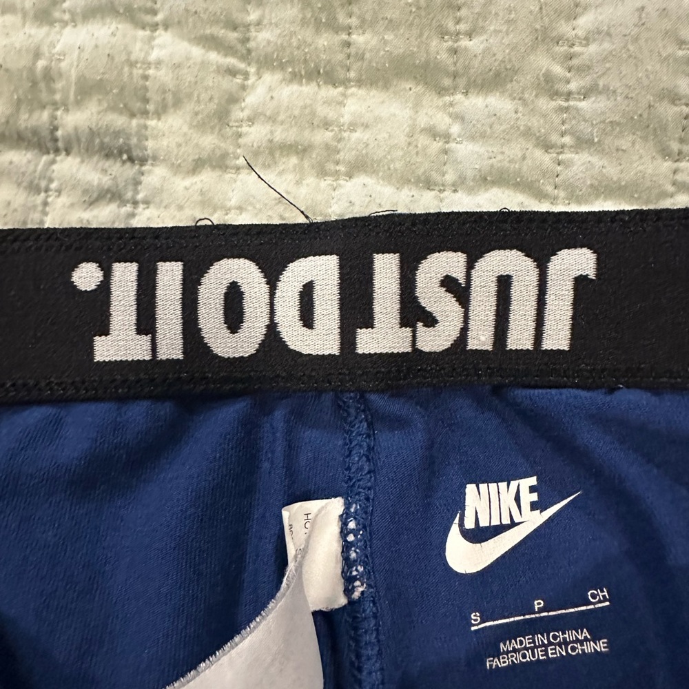 Nike leggings